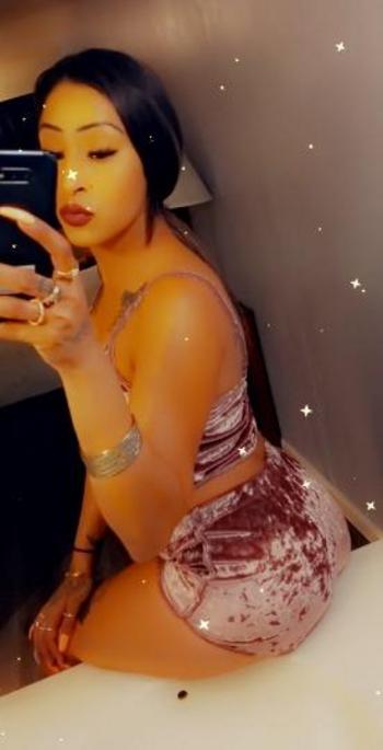 Monique the freak, 25  female escort, San Luis Obispo