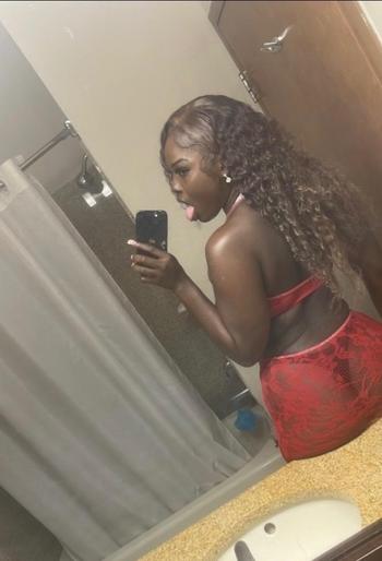 Coca COLA, 22  female escort, San Luis Obispo